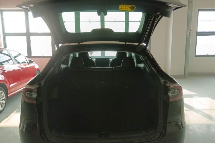 Used Tesla Model Y 2021 Standard Range Rear-Wheel Drive Version