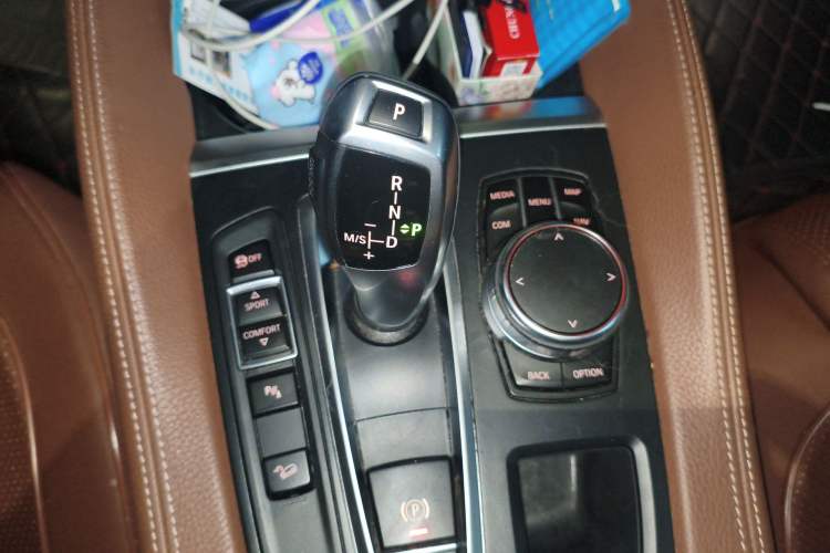 Used BMW X6 2018 xDrive28i
