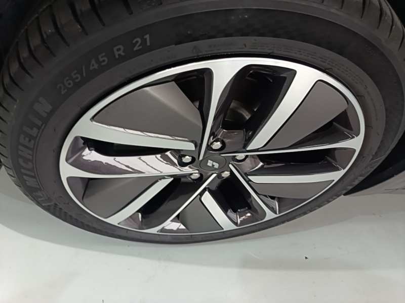 Used Li Auto L9 2023 Pro Model — 22