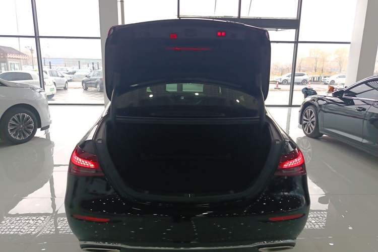 Used Mercedes-Benz E-Class 2021 Facelift E 300 L Stylish Edition
