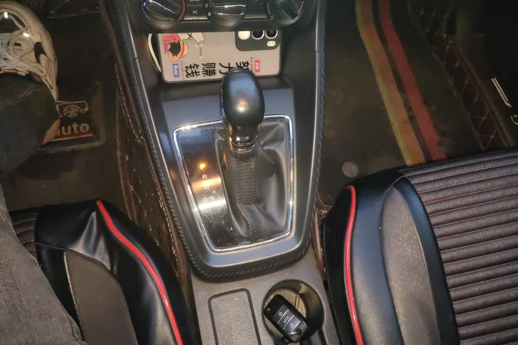 Used MG ZS 2018 1.5L Automatic Luxury Edition China V Standard