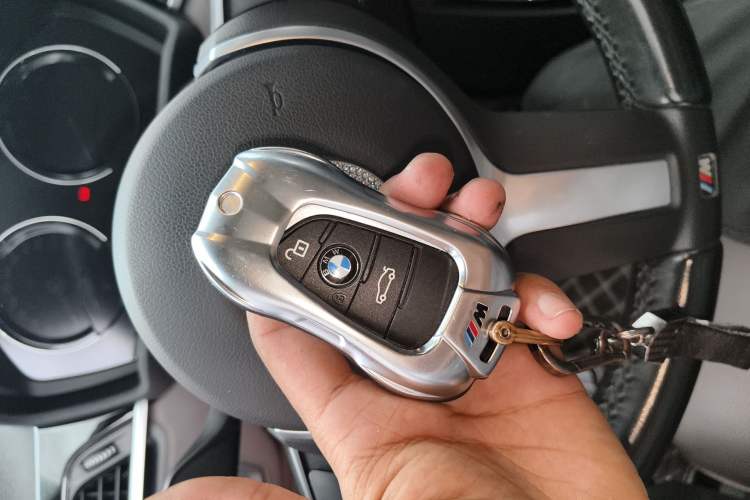 Used BMW X1 2021 sDrive20Li Premium Edition Vehicle Key