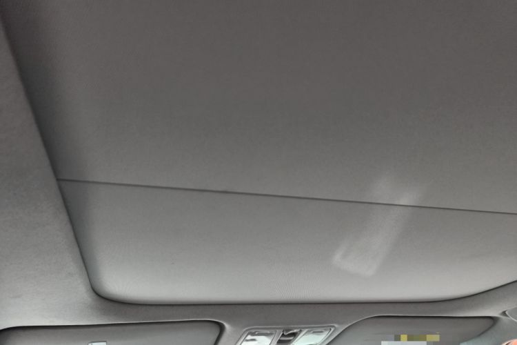 Used Hyundai ix25 2017 1.6L Automatic Smart Version Headliner