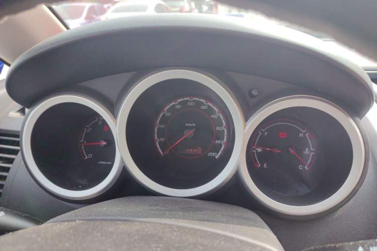 Used CHANGAN CX20 2014 1.4L Manual Sunroof Navigation Version China V Standard
