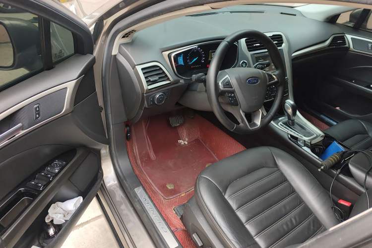 Used Ford Mondeo 2013 2.0L GTDi 200 Luxury Model