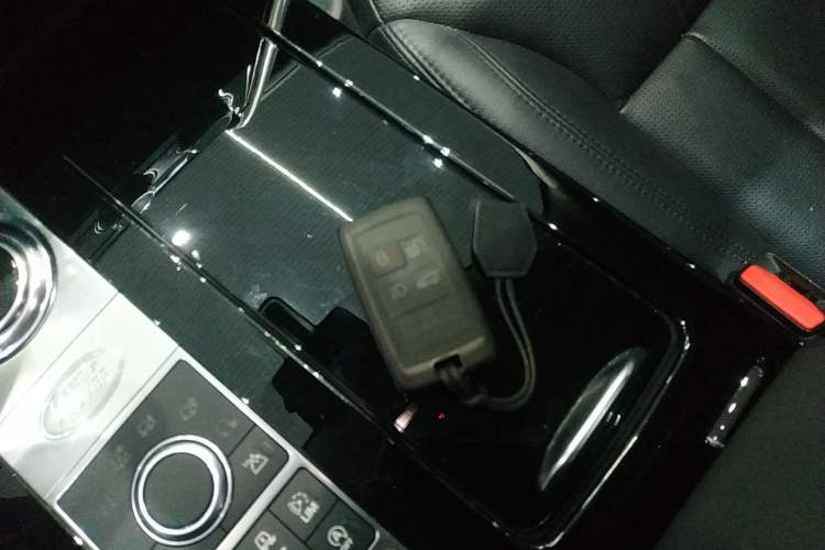 Used Land Rover Discovery 2018 3.0 SC V6 HSE