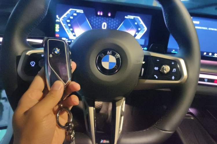 Used BMW 5 Series 2025 530Li Luxury Edition M Sport Package