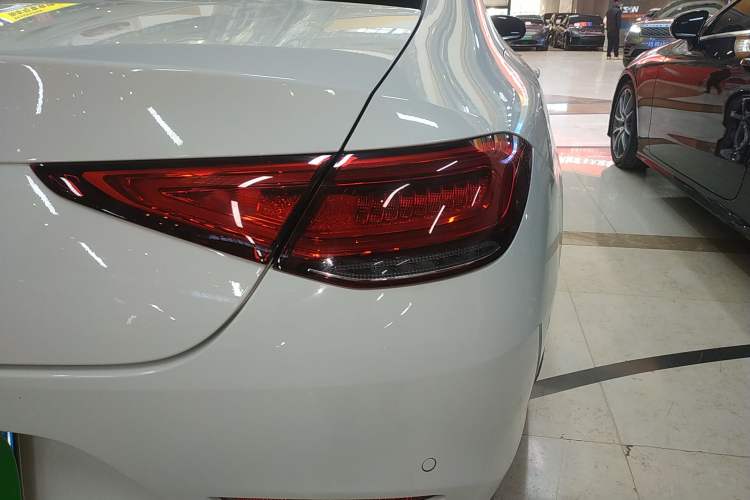 Used Mercedes-Benz CLS 2018 CLS 300 Dynamic Edition