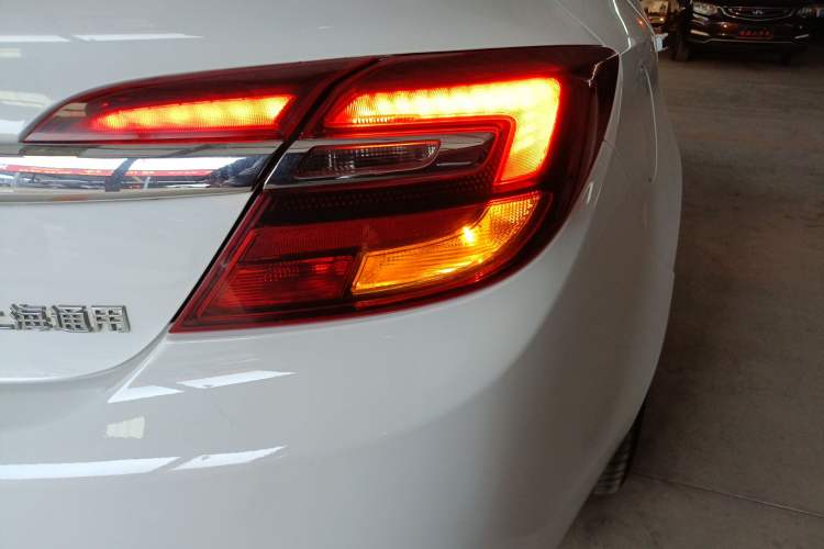 Used Buick Regal 2014 1.6T Fashionable Tech Edition
