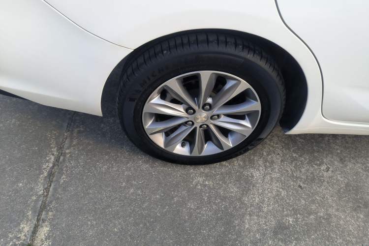 Used Chevrolet Monza 2020 320 Automatic Enjoyment Edition Exterior 4