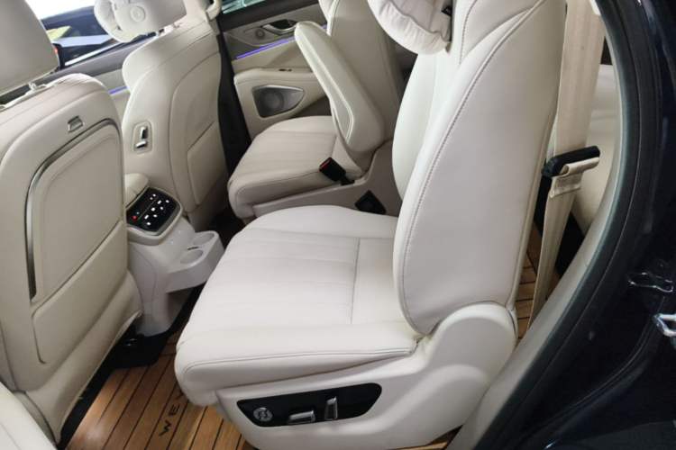 Used Wey Lanshan 2025 Four-Wheel Drive Ultra