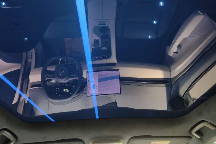 Used Zeekr 001 2025 YOU Edition 100 kWh All-Wheel Drive Headliner