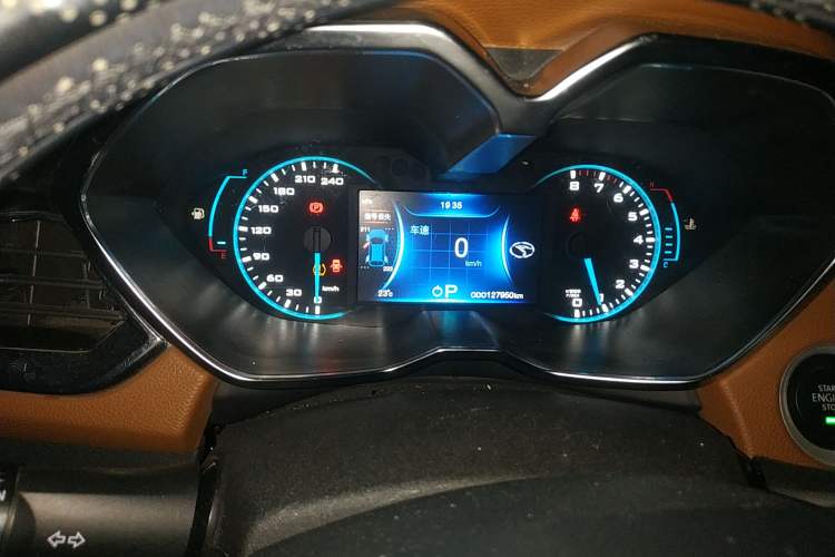 Used Soueast DX7 2015 1.5T Automatic Prestige Model
