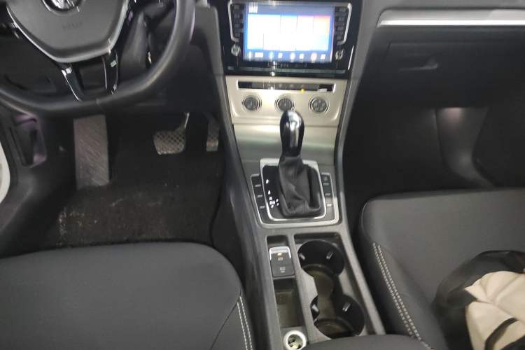 Used Volkswagen Golf 2014 1.4TSI Automatic Comfort Model
