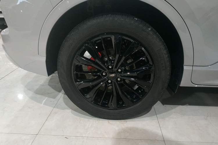 Used Ford Escape 2024 EcoBoost 245 Four-Wheel Drive ST-Line Pro Trim Exterior 5