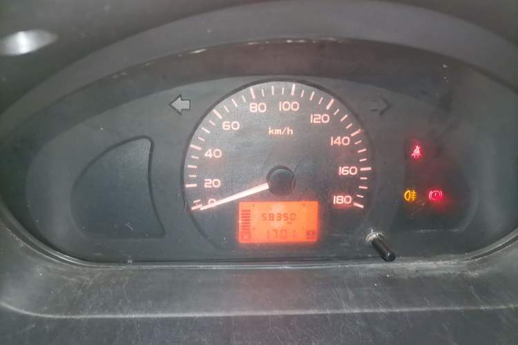 Used Wuling Rongguang 2021 1.5L Extended Basic Enclosed-Window Vehicle 2 Seats L3C
