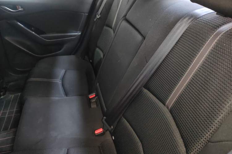 Used Mazda Mazda 3 Axela 2017 Sedan 1.5L Automatic Luxury Model Emission Standard China V