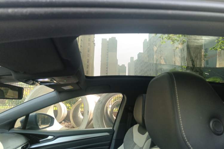 Used Volkswagen ID.4 CROZZ 2021 Long-Range PURE+ Two-Wheel Drive Version