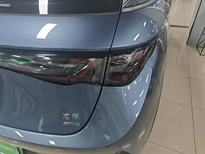 Used BYD Dolphin 2025 Intelligent Driving Version 410 km Fashion Edition — 7