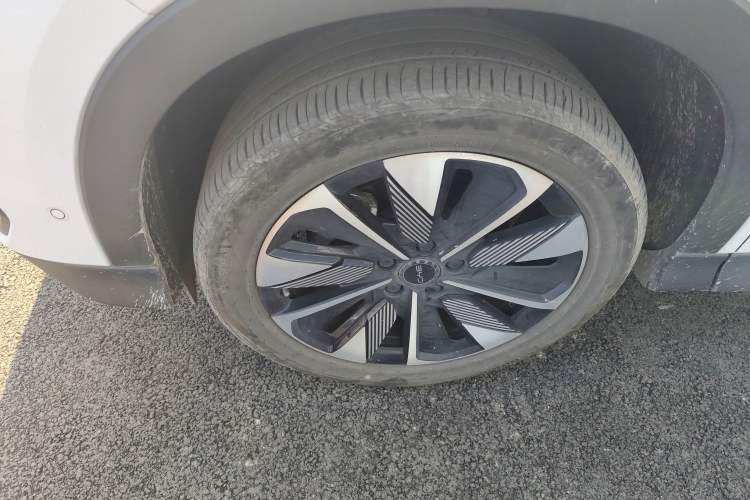 Used BYD Song PLUS New Energy 2025 EV Intelligent Driving Edition 520km Luxury Model
