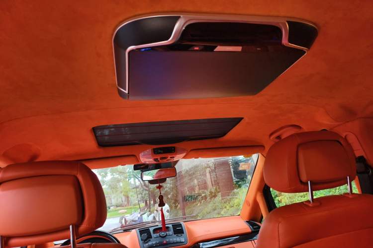 Used Mercedes-Benz Viano 2015 3.0L Partner Edition
