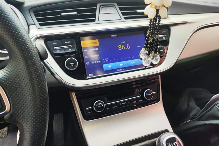 Used Geely Auto Emgrand GL 2017 1.3T Manual Elite Model
