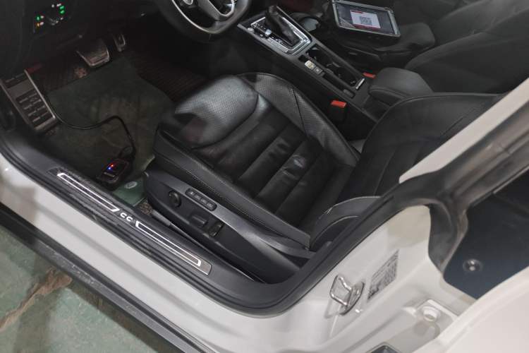 Used Volkswagen FAW-Volkswagen CC 2021 Estate Car 380TSI Vizion Edition