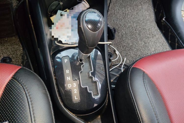 Used Kia K2 2015 Hatchback 1.4L AT GLS Cool Edition
