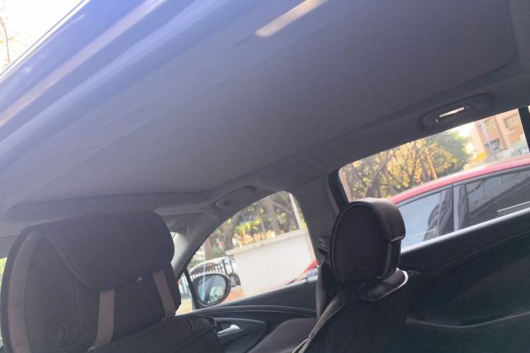 Used Buick Envision 2015 20T Four-Wheel Drive Luxury Model Headliner