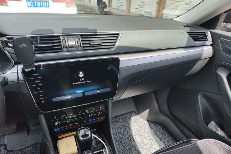 Used Skoda Superb 2023 Facelifted TSI280 DSG Luxury Edition Audio And AC Panel