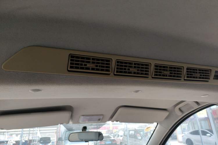 Used BAIC Weiwang M20 2014 1.5L Basic Version DAM15DL
