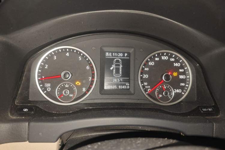 Used Volkswagen Tiguan 2012 1.8TSI Automatic Two-Wheel Drive Elite Edition Instrument Cluster