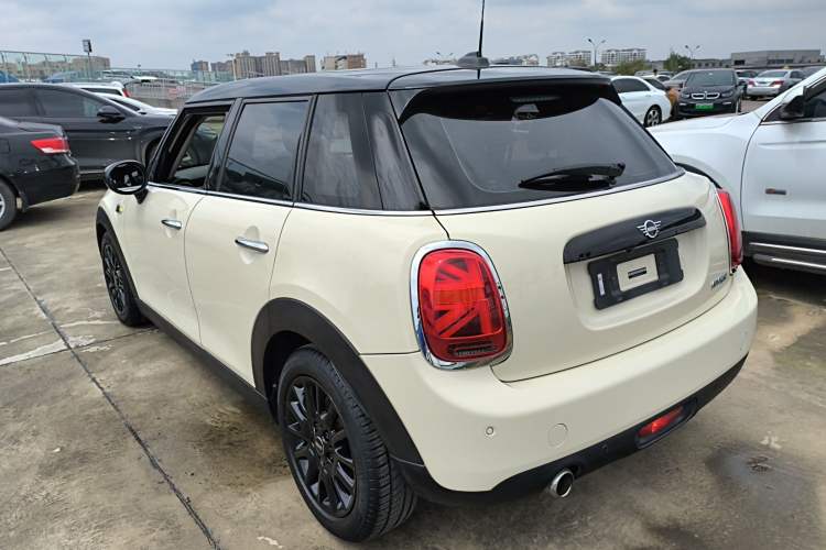 Used MINI 2019 1.5T COOPER Classic Edition Five-Door Version Rear Left 45 Deg