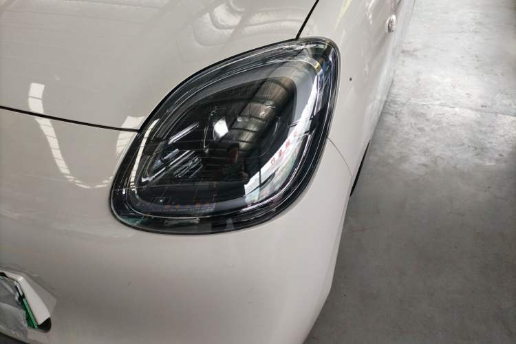 Used Wuling Hongguang MINIEV 2025 Four-Door Version Advanced Edition Left Front Headlight