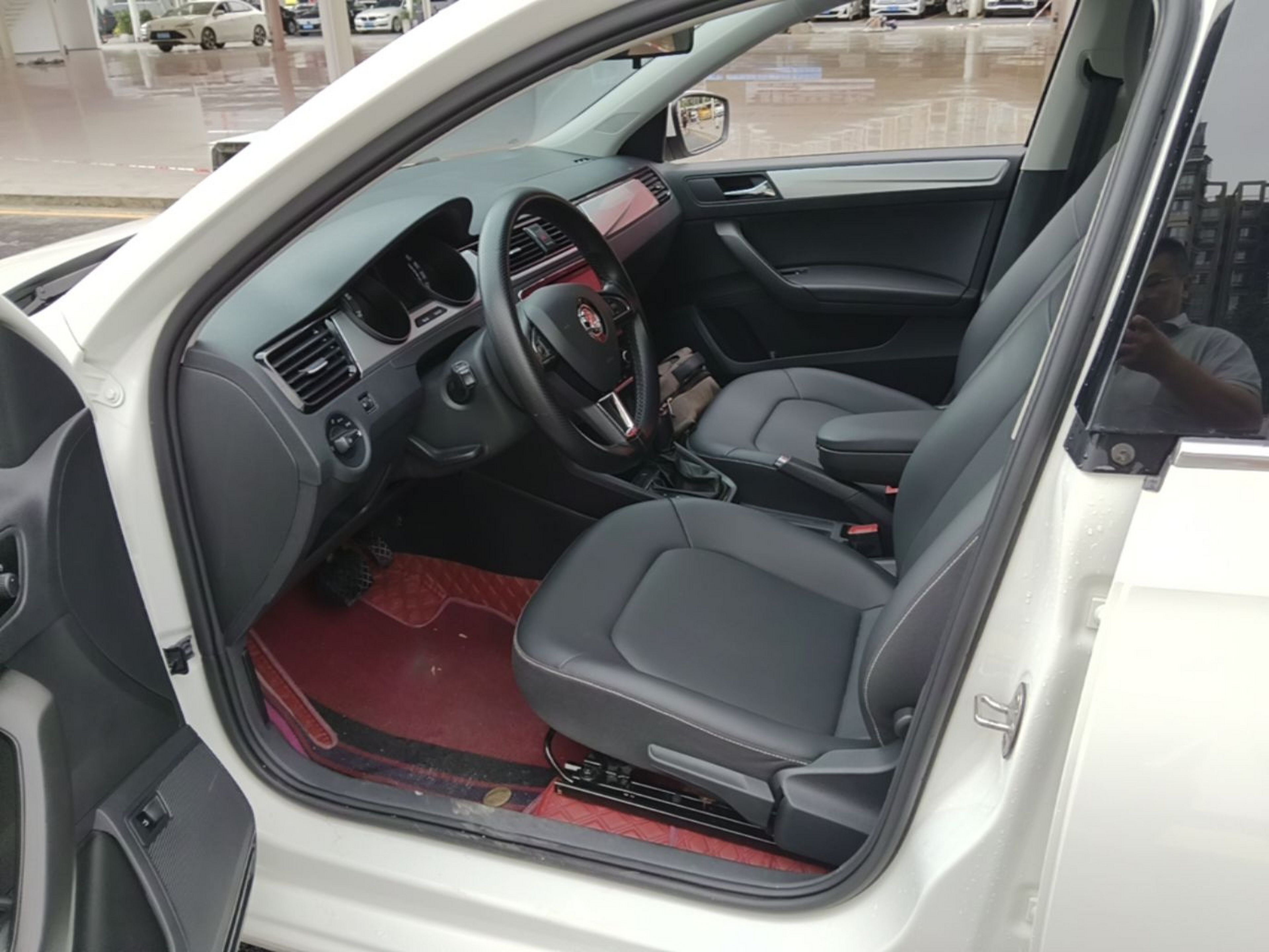 Interior delantero