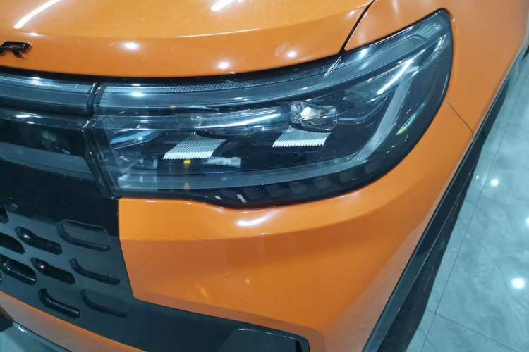 Used Ford Explorer 2024 2.3T EcoBoost Kunlun Peak Edition 7-Seater
