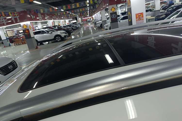 Used Ford Kuga 2018 EcoBoost 180 Two-Wheel-Drive Luxury Wing Edition
