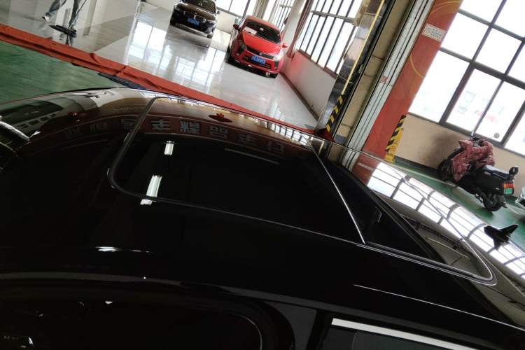 Used Volkswagen Passat 2025 Premium Version 380TSI Dragon Edition Roof