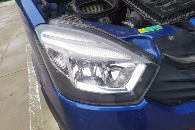 Used Iveco Eurocargo 2018 2.3T Short-Wheelbase Low-Roof Multi-Purpose Van with Side Sliding Door F1A