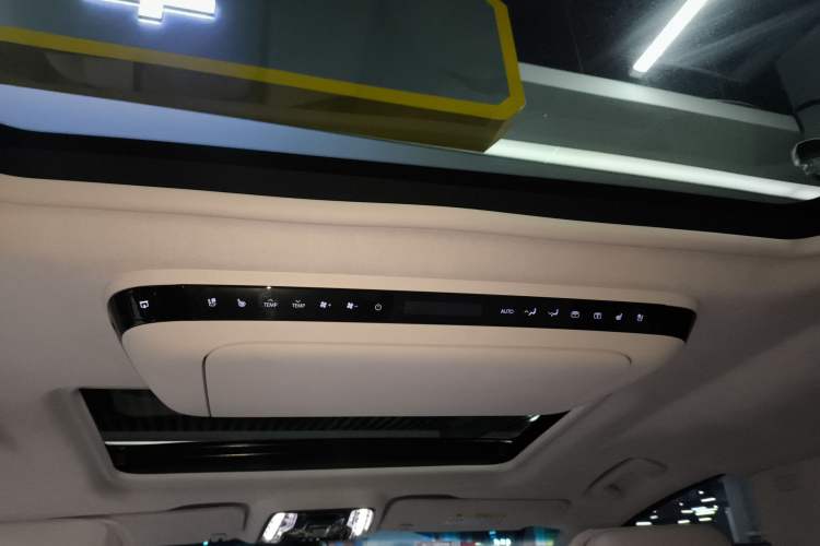 Used Buick GL8 New Energy 2024 Lu Zun Luxury Edition 7-Seater Headliner