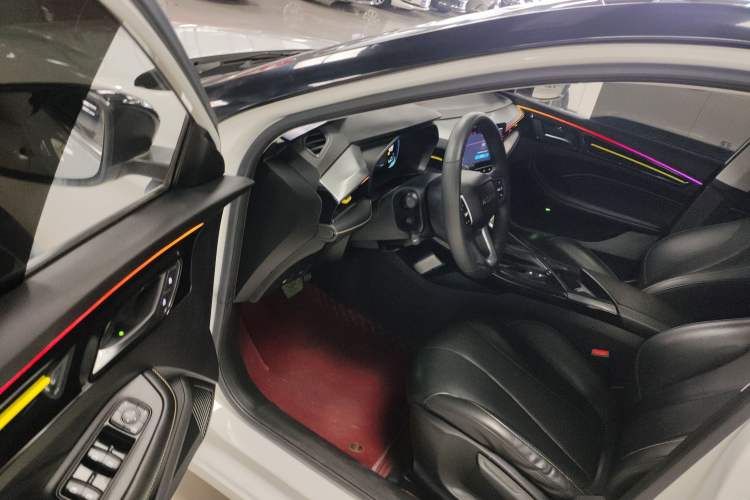 Used Roewe i5 2021 Revised Version 1.5L CVT Diamond Edition