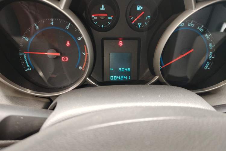 Used Chevrolet Cruze 2013 1.6L SL Sunroof Edition MT
