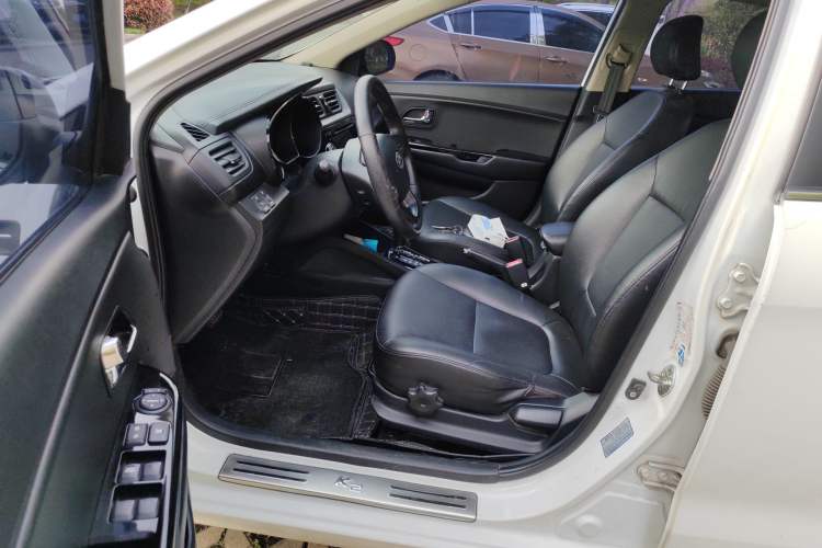 Used Kia K2 2011 Sedan 1.6L Automatic Transmission Premium