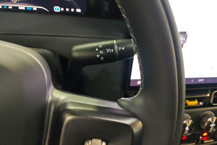 Used iCAR V23 2025 401 Two-Wheel Drive Advanced Edition
