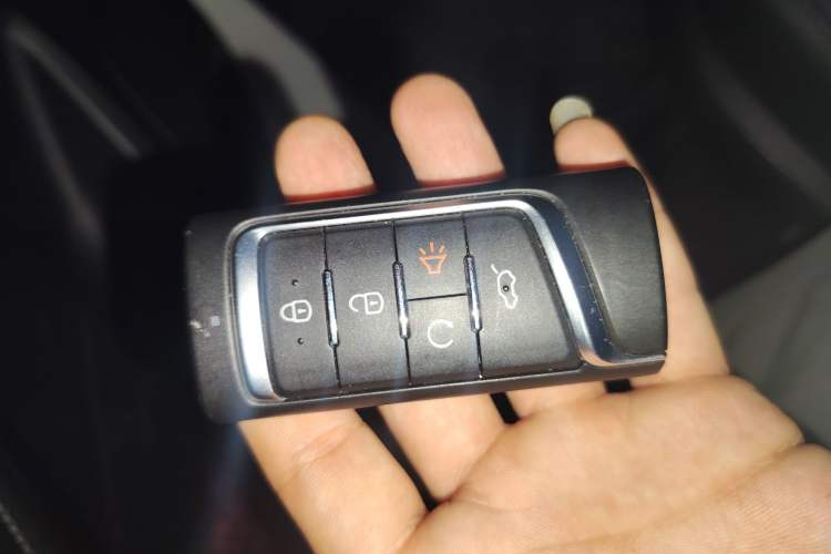 Used GAC Trumpchi GA6 2022 270T Automatic Luxury Edition Vehicle Key