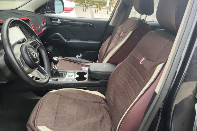 Used Zotye T600 2016 Sport Edition 1.5T Manual Prestige Model Driver Seat