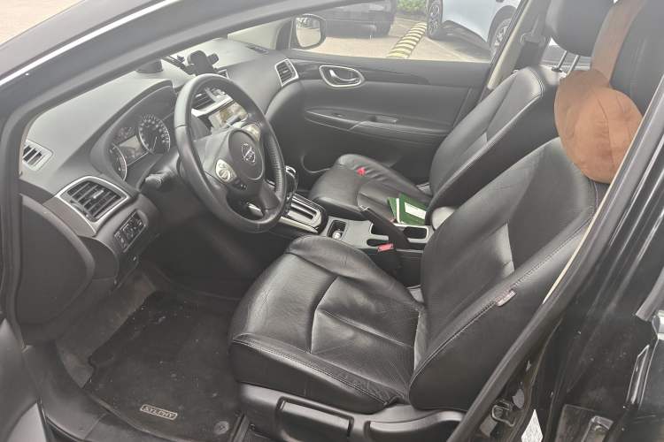 Used Nissan Sylphy 2019 1.6XV CVT Smart Connect Luxury Edition China VI Standard Left Front Seat