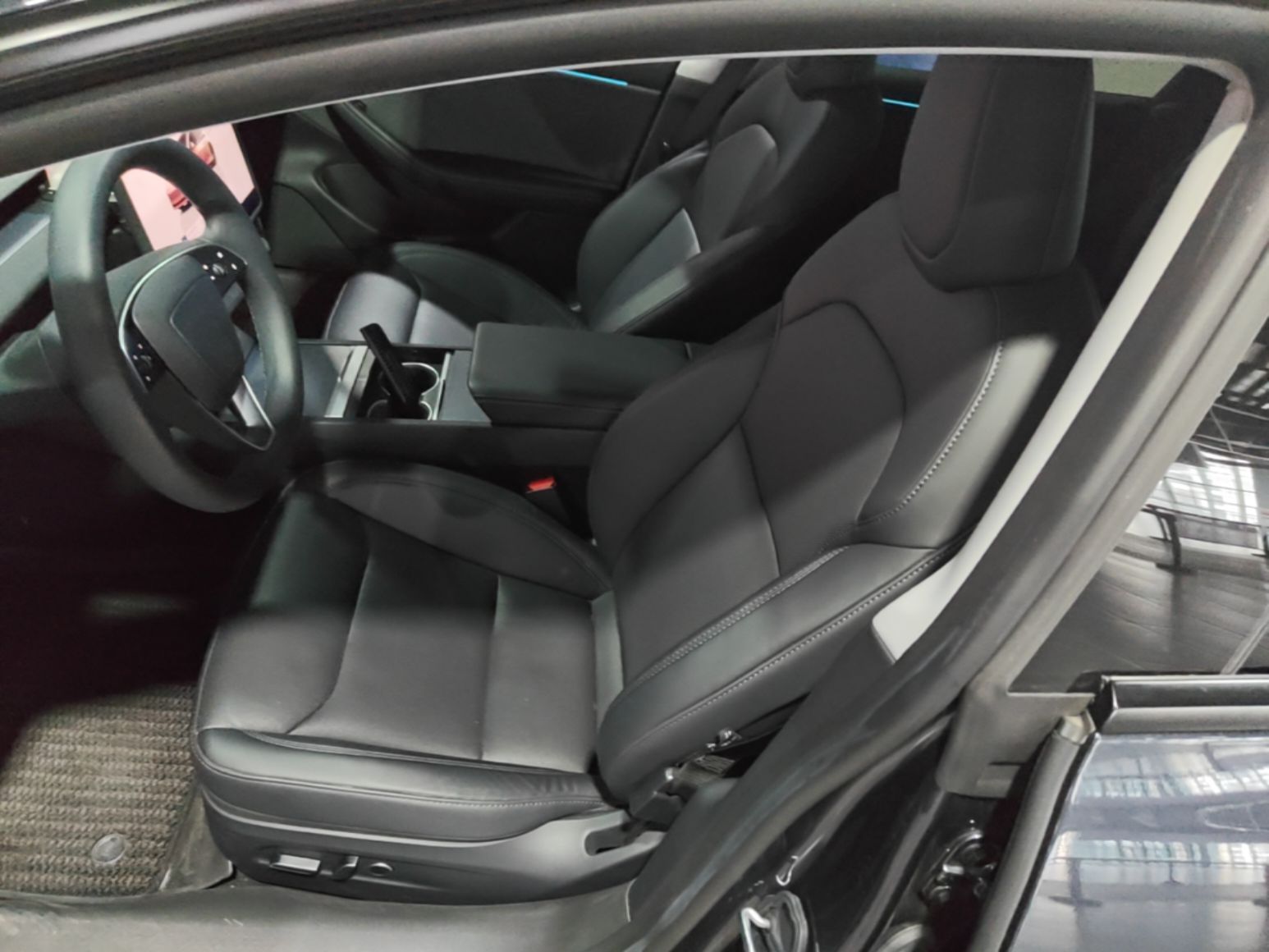 Vordere Reihe im Auto