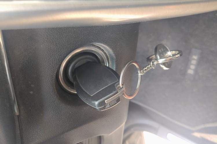 Used Mercedes-Benz B-Class 2009 B 200 Fashion Model Vehicle Key