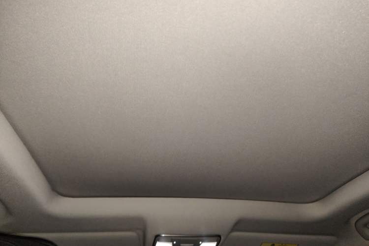 Used CHANGAN CS75 2017 Shangku Edition 1.5T Manual ZhiXiang Model Headliner